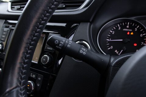Nissan Qashqai DIG-T TEKNA PLUS 17