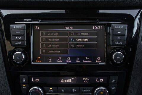 Nissan Qashqai DIG-T TEKNA PLUS 27