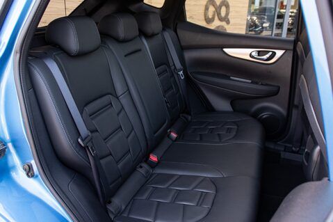 Nissan Qashqai DIG-T TEKNA PLUS 34