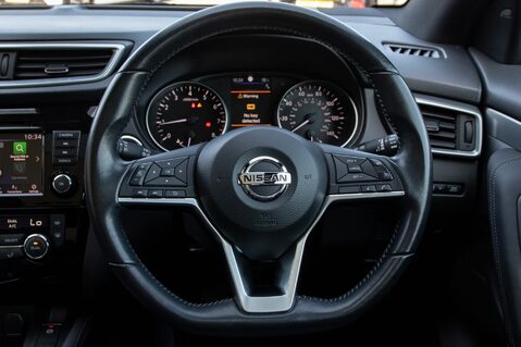 Nissan Qashqai DIG-T TEKNA PLUS 21