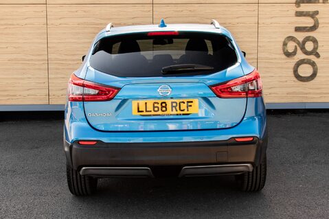 Nissan Qashqai DIG-T TEKNA PLUS 6