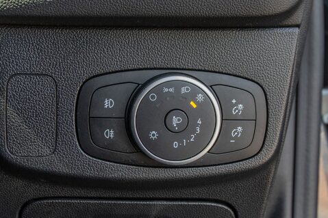 Ford Focus TITANIUM 16