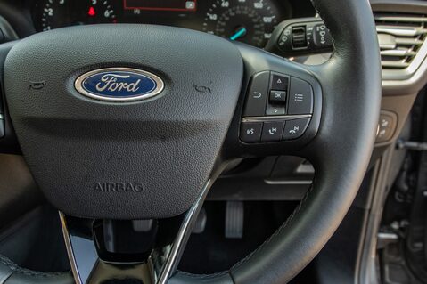 Ford Focus TITANIUM 20