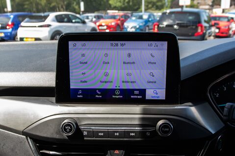 Ford Focus TITANIUM 26