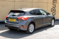 Ford Focus TITANIUM 2