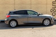 Ford Focus TITANIUM 12