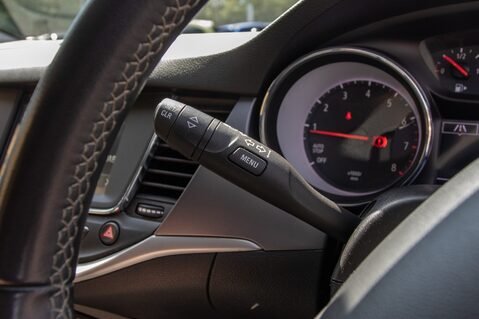 Vauxhall Astra BUSINESS EDITION NAV 17