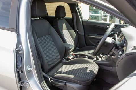 Vauxhall Astra BUSINESS EDITION NAV 27