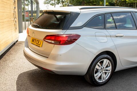 Vauxhall Astra BUSINESS EDITION NAV 7