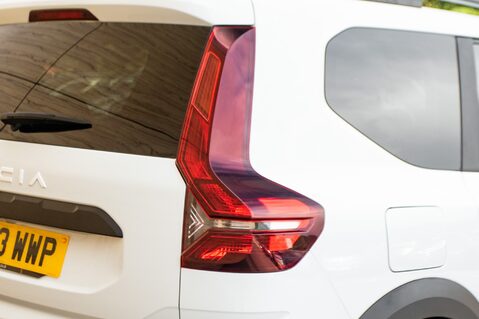 Dacia Jogger EXPRESSION TCE 9