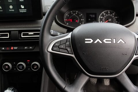 Dacia Jogger EXPRESSION TCE 19