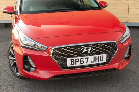 Hyundai i30 T-GDI PREMIUM 10