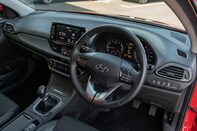 Hyundai i30 T-GDI PREMIUM 4