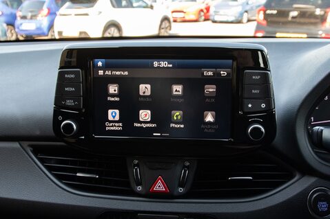 Hyundai i30 T-GDI PREMIUM 22