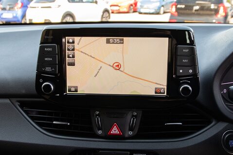 Hyundai i30 T-GDI PREMIUM 28