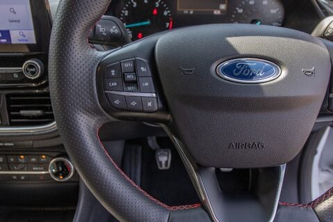 Ford Fiesta ST-LINE X EDITION MHEV 19
