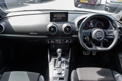Audi A3 TFSI BLACK EDITION 3