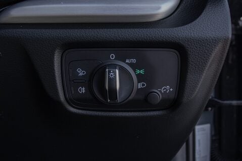 Audi A3 TFSI BLACK EDITION 16