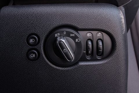 Mini Hatch COOPER 16