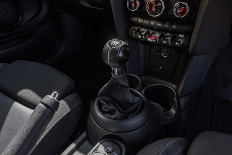 Mini Hatch COOPER 34