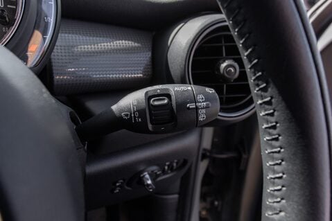 Mini Hatch COOPER 18