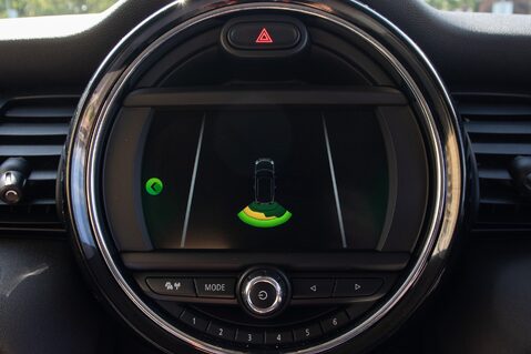 Mini Hatch COOPER 22