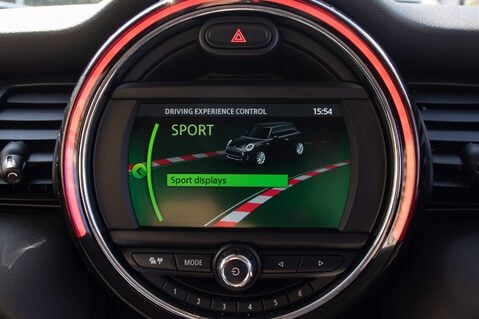 Mini Hatch COOPER 29
