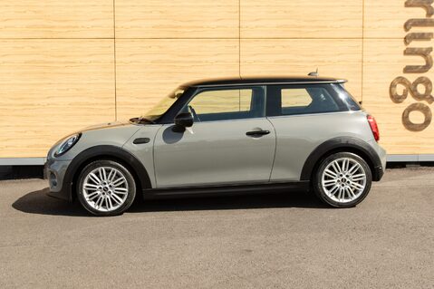 Mini Hatch COOPER 13