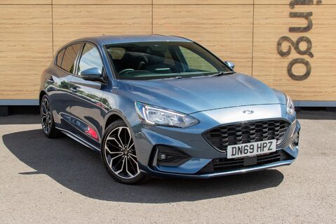 Ford Focus ST-LINE X 1