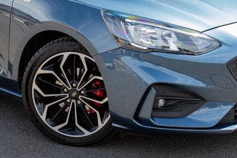 Ford Focus ST-LINE X 11
