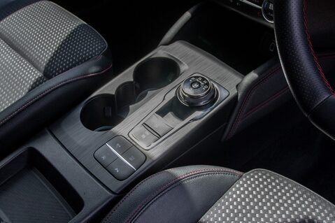 Ford Focus ST-LINE X 31