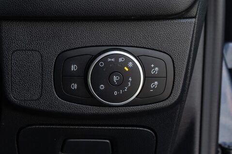 Ford Focus ST-LINE X 16