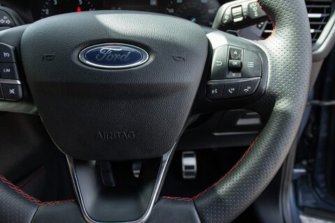 Ford Focus ST-LINE X 20