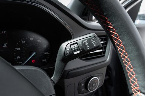 Ford Focus ST-LINE X 18
