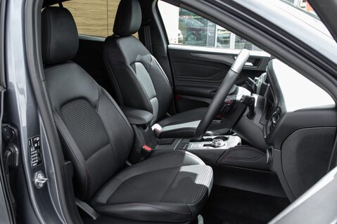Ford Focus ST-LINE X 29