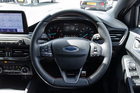 Ford Focus ST-LINE X 21