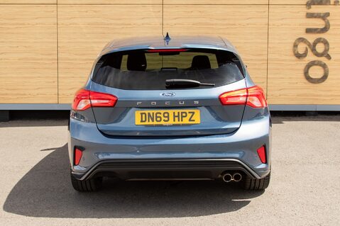 Ford Focus ST-LINE X 6
