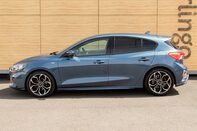 Ford Focus ST-LINE X 13