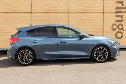 Ford Focus ST-LINE X 12