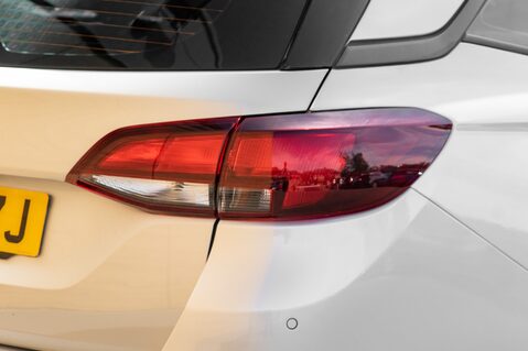 Vauxhall Astra BUSINESS EDITION NAV 9