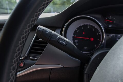 Vauxhall Astra BUSINESS EDITION NAV 17
