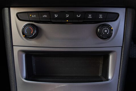 Vauxhall Astra BUSINESS EDITION NAV 32