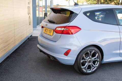Ford Fiesta ST-LINE EDITION 7