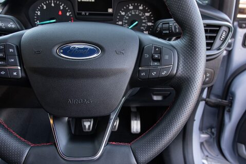 Ford Fiesta ST-LINE EDITION 20