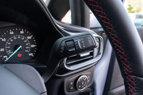 Ford Fiesta ST-LINE EDITION 18