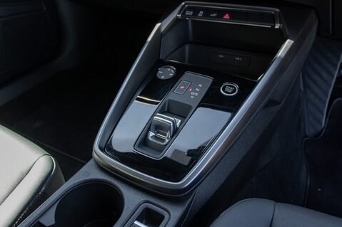 Audi A3 SPORTBACK TFSI E SPORT 32