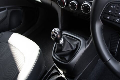 Hyundai i10 PLAY 30