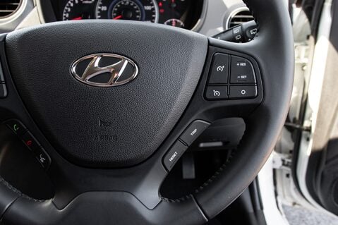 Hyundai i10 PLAY 20