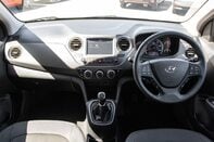 Hyundai i10 PLAY 3