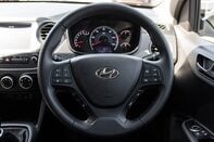 Hyundai i10 PLAY 21